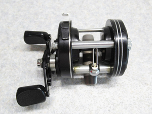 DAIWA ミリオネア GS-3000C ダイワ ベイトリール millionaire 釣り具 リール 管理6G0118R-B6