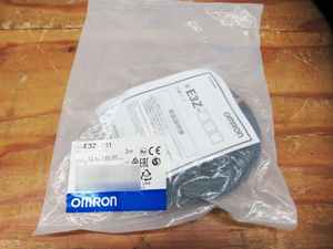 新品未使用 OMRON オムロン 光電センサ E3Z-T61 2m 管理6E0127Q-YP