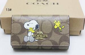 NO13新品未使用coachコーチ×スヌーピーコラボキーケース