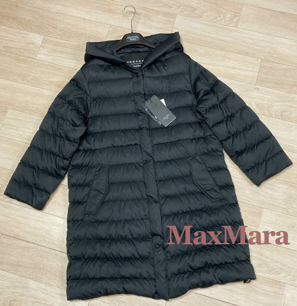 新品50%OFF　マックスマーラ　Max Mara　フード付きダウンコート　ブラック　36サイズ　【送料無料】
