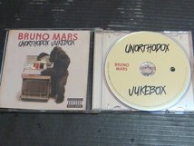 BRUNO MARS/ブルーノ・マーズ「DOO-WOPS & HOOLOGANS」「UNORTHODOX UYKEBOX」「24K MAGIC/24カラット・マジック」CD_画像4