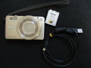 Nikon Coolpix ニコンクールピクス　S7000　ジャンク品