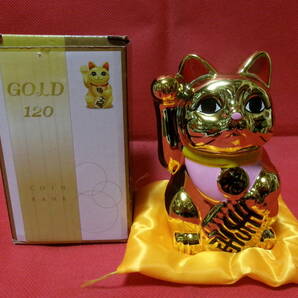 未使用品 金色招き猫 貯金箱 COIN BANK の画像1