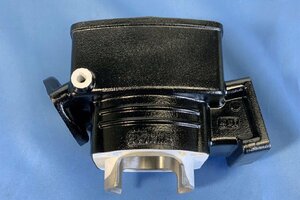 RZ350用 シリンダー左（黒塗装）新品