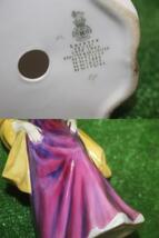 1071 ロイヤルドルトン フィギュリン ロレッタ ROYAL DOULTON FIGURINE LORETTA_画像3