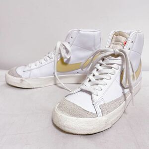 和175★② NIKE WMNS BLAZER MID 77 ナイキ ブレザー ミッド スニーカー シューズ 24 レディース ホワイト クリーム