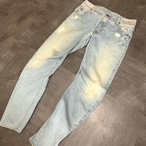 B ▼ 洗練されたデザイン!! '立体裁断' G-STAR RAW ジースターロウ ARC 3D JEANS ボタンフライ ダメージ加工 デニムパンツ / ジーンズ 32