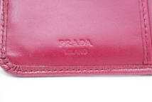 1円〜　美品　PRADA プラダ コンパクト ウォレット L字ジップ ボタン ピンク ファッション小物 財布 イタリア製 レディース PRADA_画像10