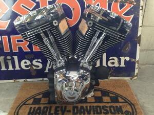 sk Lee min Eagle head engine Twin Cam 103 black 