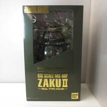 ジャンボグレード　量産型ザク　リアルタイプカラー SPECIAL EDITION 特別仕様 BIG SCALE MS-06F ZAKUⅡ REAL TYPE COLOR_画像1