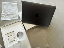 【美品・動作保証】MacBook 2017 Retina 12インチ SSD 500GB メモリ 16GB 充放電回数 177_画像2