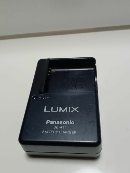 LUMIX 充電器 バッテリーチャージャー