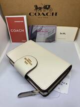 ☆新品未使用　正規品　COACH　コーチ　C6390　二つ折り財布　クロスグレイン　ミディアム　コーナージップ　ウォレット　チョーク☆☆_画像4