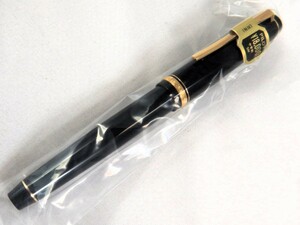 新春大放出☆未開封 パイロット エラボー(旧型)万年筆 中字軟14金 本物・未使用★PILOT ELABO Fountain Pen. 14K SM Made in JAPAN. NEW