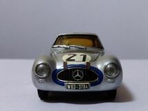 ★メルセデスベンツ　300SL　　　　1/43MAX★_画像7