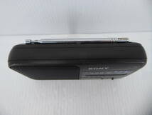 ★☆SONY ワイドFM対応 FM/AMコンパクトラジオ ICF-S60 日本製 動作品 オマケ新品電池付き☆★_画像2