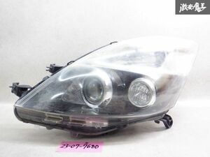 【最終値下】 トヨタ純正 ZGM10W アイシス 後期 HID ヘッドライト ヘッドランプ 左 左側 助手席側 KOITO 44-72 棚2L14