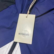 ★新品★VETEMENTS(ヴェトモン)/TRACK SUIT JACKET/ Mサイズ/ナイロンジャケット/USS191054/ブラック×ブルー×ホワイト_画像3