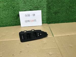 管1093-1　トヨタ　プリウス　 DAA-ZVW30　パワーウィンドウスイッチ　PWスイッチ　運転席側　515220　送料520円