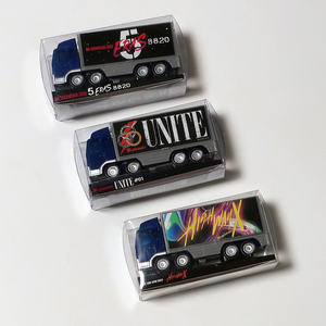 Тур грузовик B'z Hiroshi Inaba Takahiro Matsumoto 2020 5eras 2021 Unite 2022 Шоссе x Tora Mini Car Car Trucko Beads Официальные турневые товары