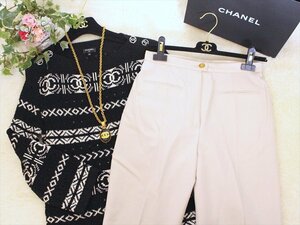 良品☆CHANEL【シャネル】ウールロングパンツ☆裏地シルク☆40☆L☆薄ベージュ☆ココマークボタン☆ロゴ☆フランス製☆レディース☆式典