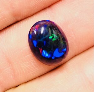 【超希少】極上大粒　最高級天然ブラックオパール　カボションルース　12.7×9.8mm　3.0ct　遊色綺麗　一円～