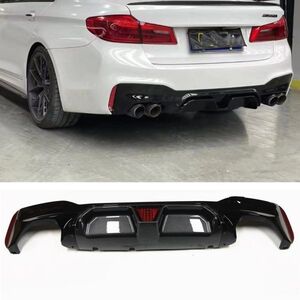 【送料無料】 リアBumper ディフューザー LED ブラック BMW 5 Series G30 G31 G38 Mスポーツ 2018-2022 リア スポイラー カナード