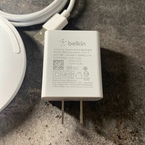 601r1308☆ Belkin ワイヤレス充電器 充電パッド Qi認証 10W AirPods/AirPods Pro/iPhone 15 / 14 / 13 / 12 / SE / 11 / XR 対応 micro-USの画像7