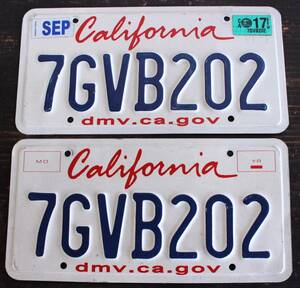 【送料無料】2枚セット! * カリフォルニア ナンバープレート 2013年以降 ライセンスプレート カープレート CALIFORNIA 「7GVB202」 217