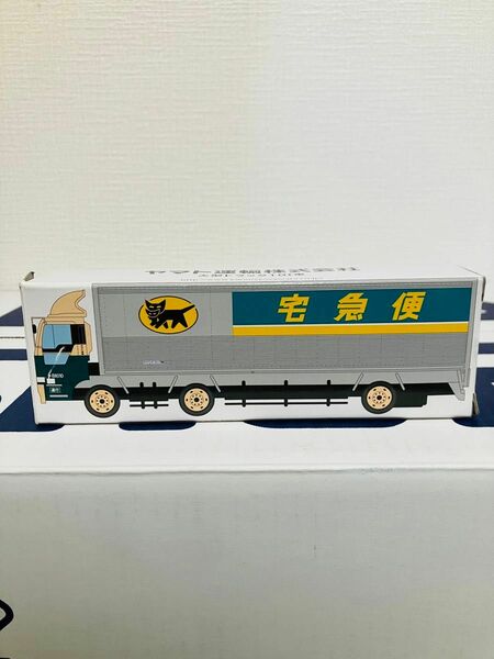 非売品 新品未使用 箱付き ヤマト運輸 ミニカー 大型トラック10t車　トミカ