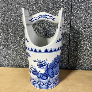 手桶 水指 染付 花瓶 花器 陶器 一輪挿し 割れ箇所あり 格安売り切りスタート◎