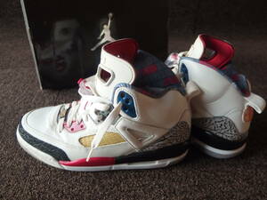 ★NIKE★AIR JORDAN★SPIZIKE 315371-165（WHITE/FIRE RED-BLACK ホワイト/ファイア レッド・ブラック★サイズ：26ｃｍ 元箱あり