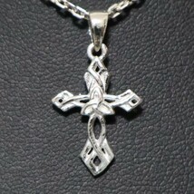 小型シルバー十字架モチーフネックレス 究極の聖なるシンボル シルバー925 ネックレスチェーン付きy0904_画像1