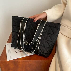  quilting tote bag light weight Zip attaching black 