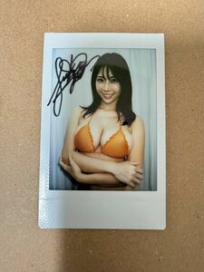 鈴木ふみ奈　直筆サイン入り特典チェキ①