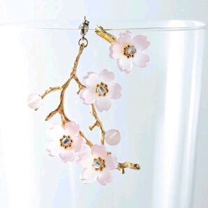 未使用 桜の枝ピアス