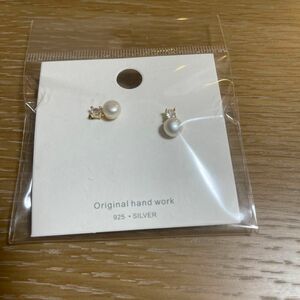 パールピアス　金具925シルバアレルギー対応　ゴールドコーティング