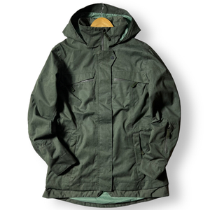 Новая мармот Мармота цена 34 000 Wm'smarsell куртка водонепроницаемой и вентилируемой куртки.