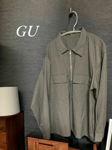 「最終価格」 GU ハーフジッププルオーバーシャツ