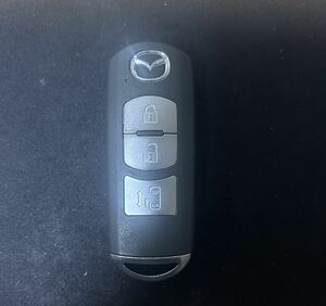 **(*'-')** frequency verification settled! postage included! Mazda /CWEFW/ Premacy /007YUUL0310 AB1204/ remote control key / smart key / keyless remote control / key 