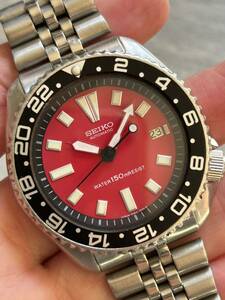 美品　SEIKO セイコー　ダイバー　クォーツ　7002-7000 自動巻き　赤文字盤　メンズ腕時計 稼働中