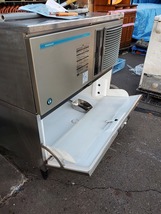 c3A【棚千イアオ051121-22】アイスストッカー製氷機　IM230DM1 200V ホシザキ_画像3