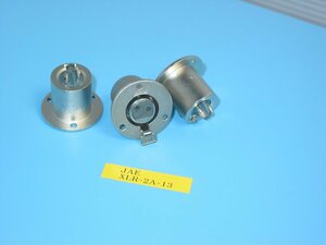 JAE 航空電子のキャノンコネクター XLR-2A-13 1個　 長期保管品