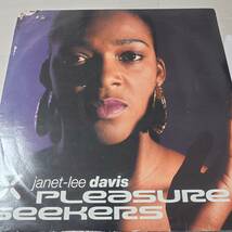 Janet Lee Davis - Spoiled By Your Love / Pleasure Seekers / Love Is Alive // Mango 12inch / Lovers_画像1