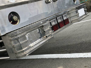 1C102 4トン車 中型車 ステンレス製 リアバンパー シマ板 バステール付き バンパー デコトラ アートトラック トラック