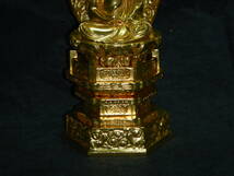 仏教美術 仏像 木製 純金箔張り 高さ：20.6cm 釈迦如来像 釈迦如来 大日如来 阿弥陀 如来仏 阿弥陀仏 降魔印 金箔張り 座仏 佛像 美品_画像4