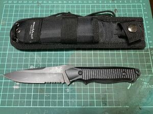 Benchmade 140BK ブラック カラー ベンチメイド　登山 釣り キャンプ ブッシュクラフト クマ対策 護身用 狩猟 鹿狩 猪狩 熊狩 クマ