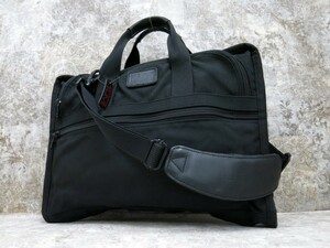 ■美品■TUMI トゥミ■メンズ■ナイロン カーフ レザー 本革■2way ビジネス バッグ ブリーフケース■黒■肩掛け■D11620