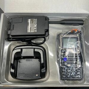 UV-K5(8) 広帯域受信機 未使用新品 ミリタリー系エアバンドメモリ登録済 スペアナ機能 周波数拡張 日本語簡易取説 (UV-K5上位機)