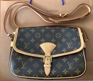 LOUIS VUITTON ルイヴィトン モノグラム ソローニュ M42250 未使用 正規品